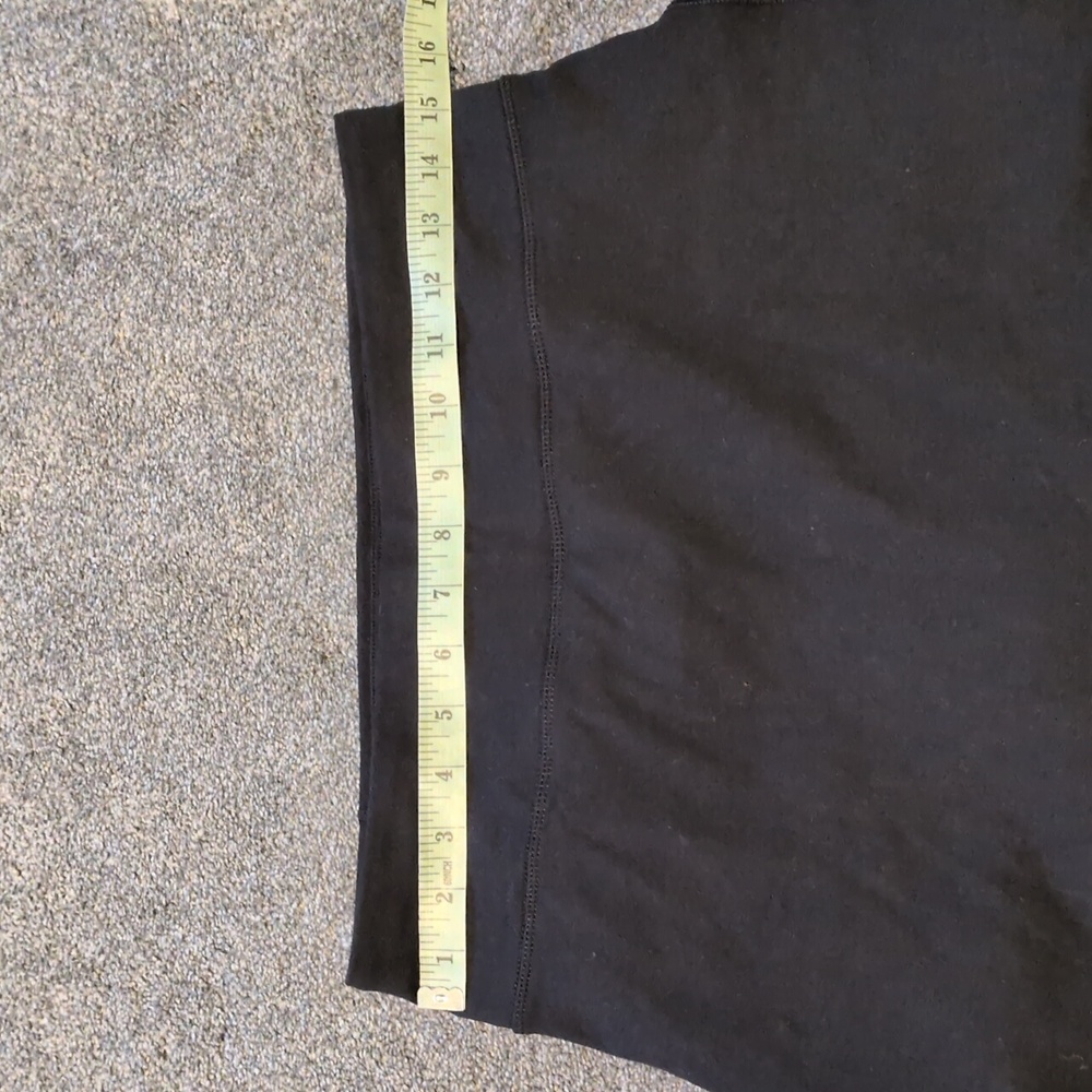 Pact Women's Black Skort Size Medium - Picture 5 of 7